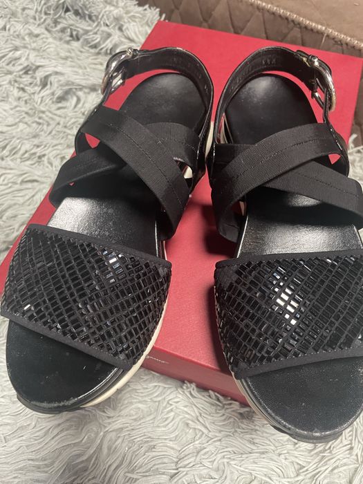 Сандалі Salvatore Ferragamo