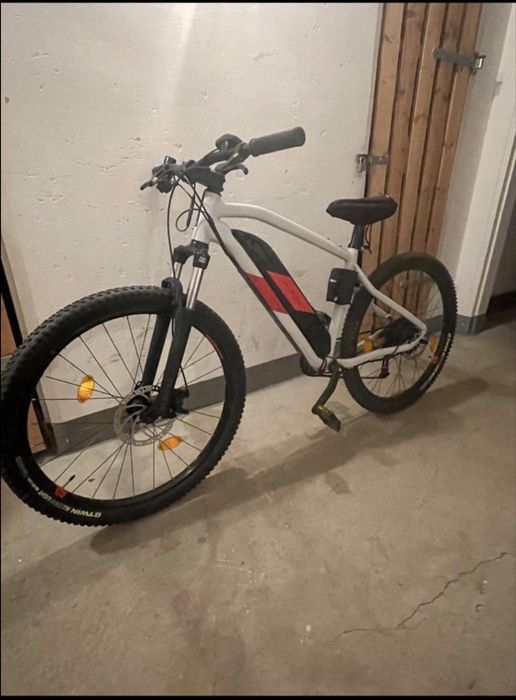 Rockrider E-ST100 27,5” E-Bike – praktycznie nowy, tylko ok. 100 km!