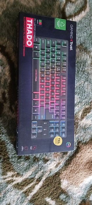 Teclado gamer membrana semi mecânico
