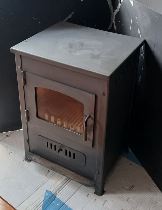 Salamandra a lenha com forno