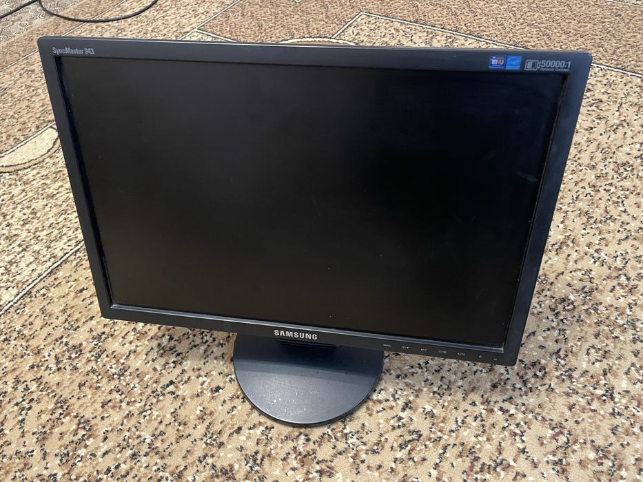 Монітор Samsung SyncMaster943