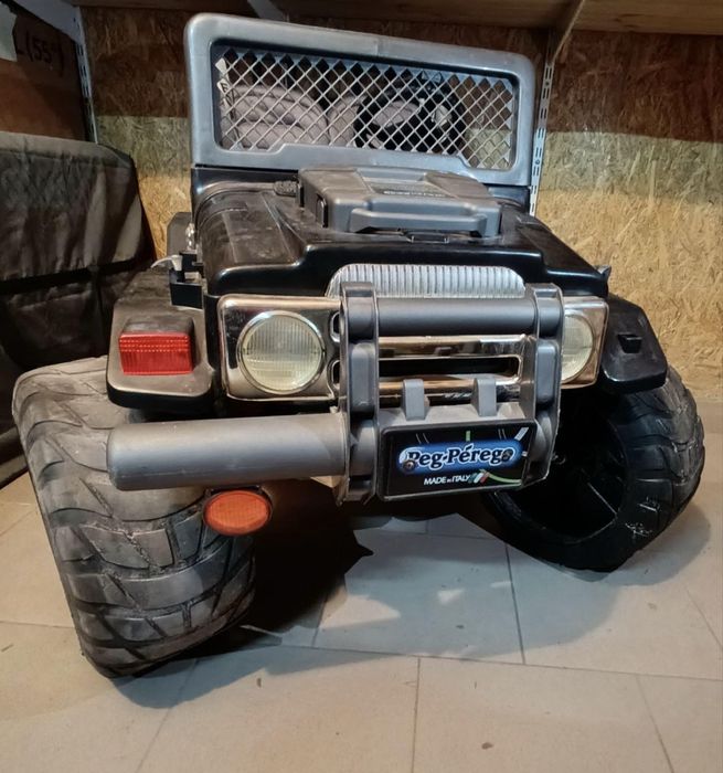 Peg Perego Gaucho XP 24V машинка