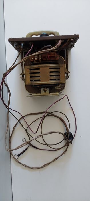 Зарядка для аккумуляторів