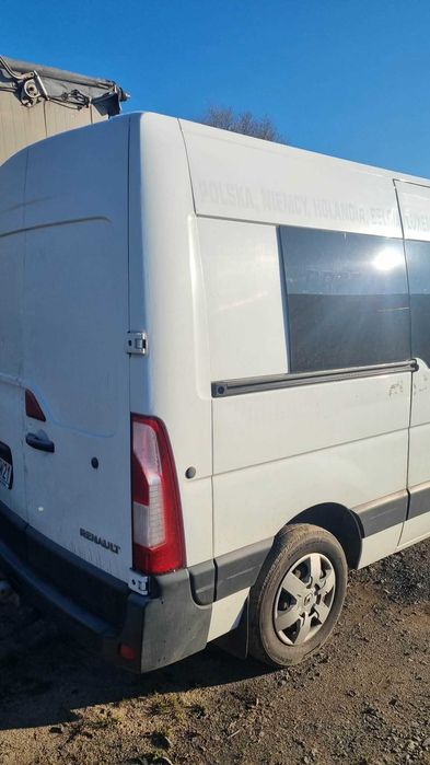 Renault Master 9 os, krótki, 2x Klima, 2x Ogrzewanie, Webasto, Hak