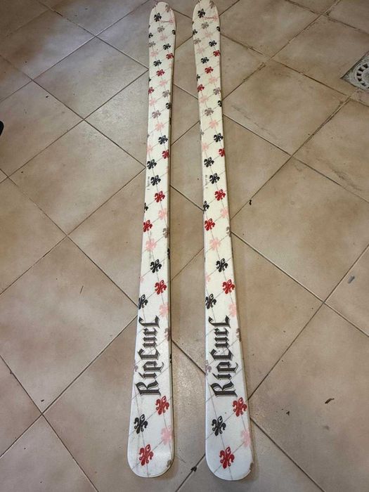Skis Rip Curl Novos