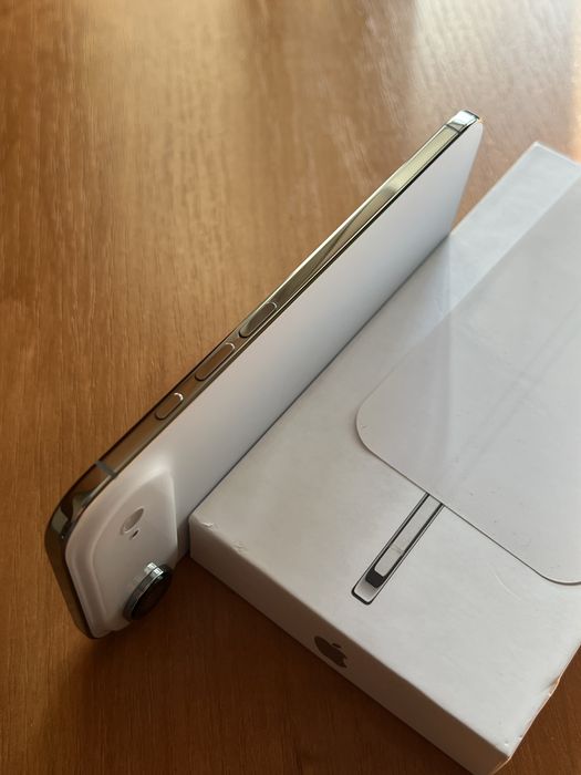 Продам IPhone AIR 256 Neverlock
