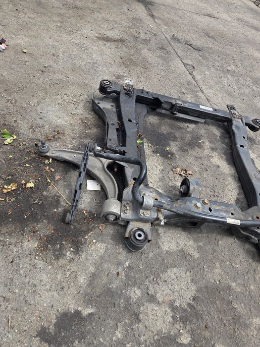 Wózek sanki przód opel Astra J lift kombi 1.7cdti
