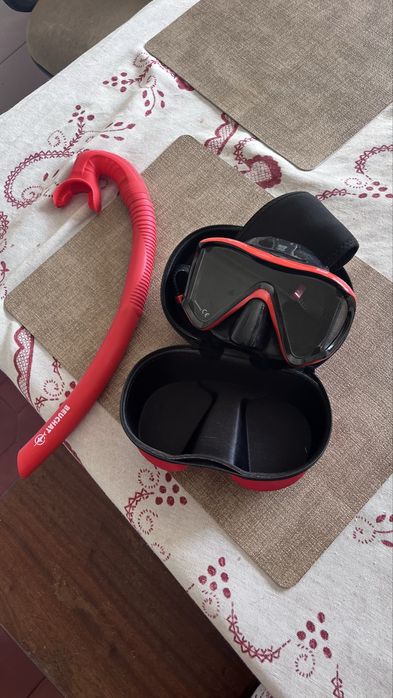 Oculos mergulho mares i3 com snorkel e caixa
