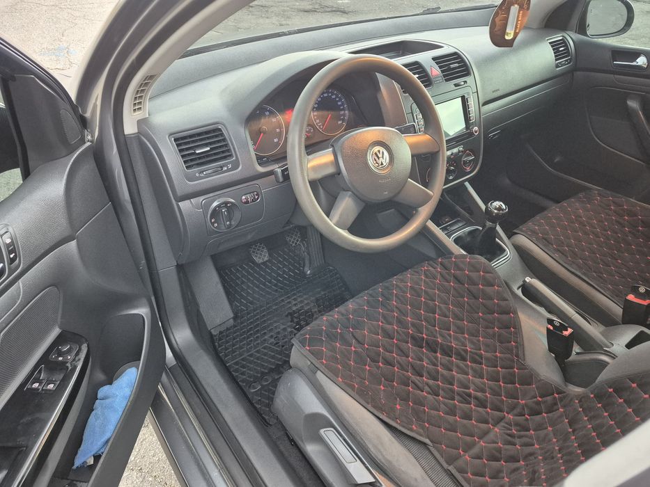 В продажі Volkswagen Golf V5