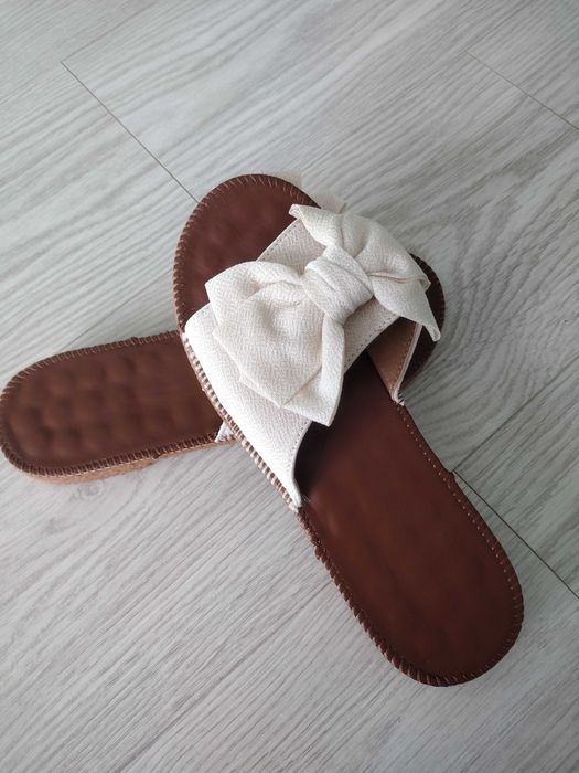 Sandały klapki eleganckie 37