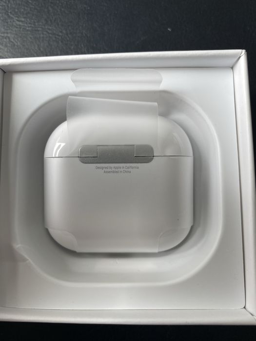 Air Pods 4 ( cancelamento de ruído)