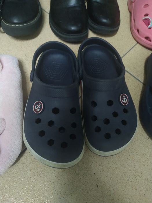 Conjunto de calçado para criança