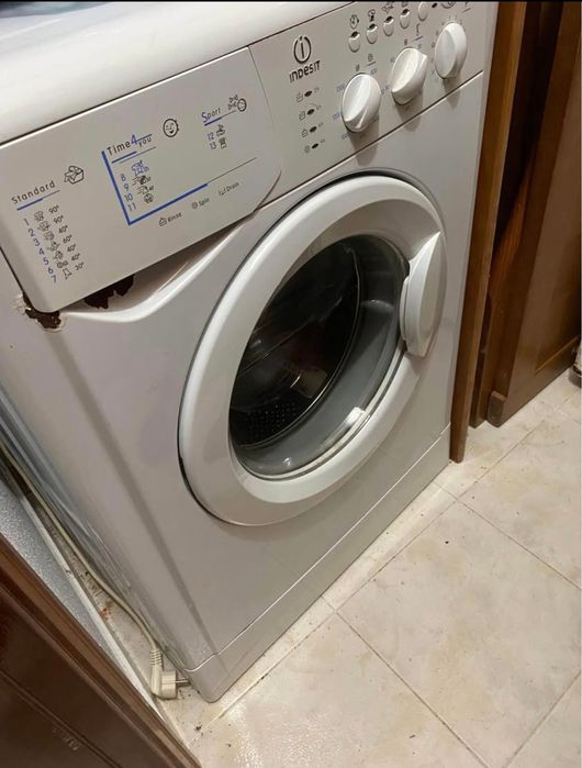 Vendo máquina lavar roupa Indesit 6kg
