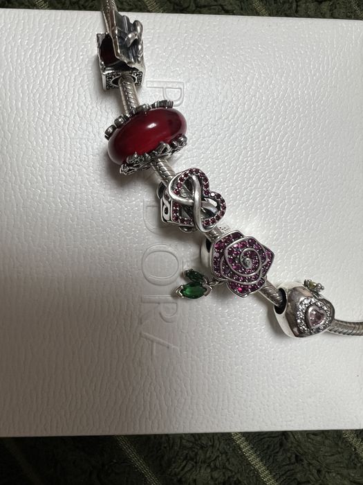 Шарм на браслет пандора