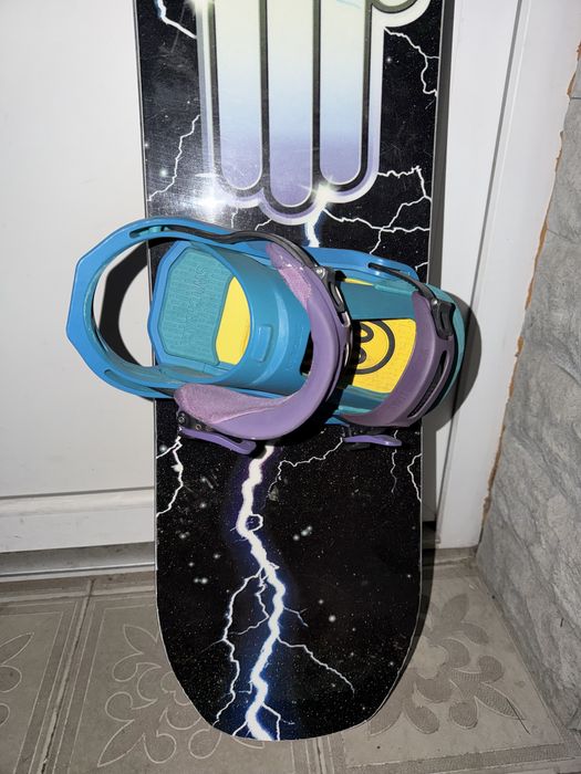 Cноуборд Bataleon Disaster 151 Guli Gudmundsson + кріплення Switchback