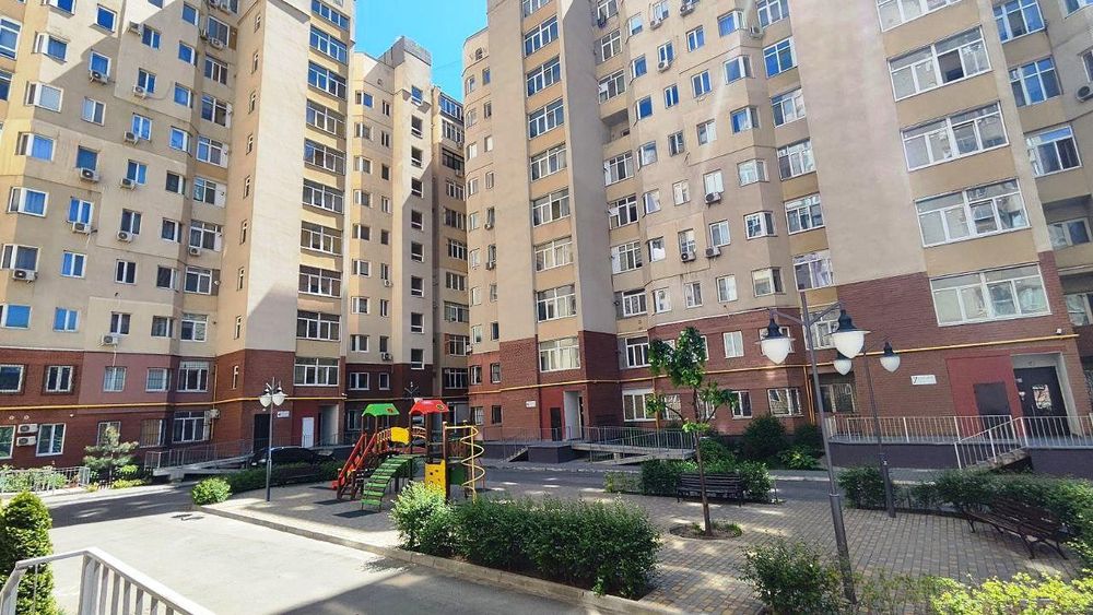 3 комн. квартира в кирпичном доме на ВИЛЬЯМСА (SF-2-331-915)