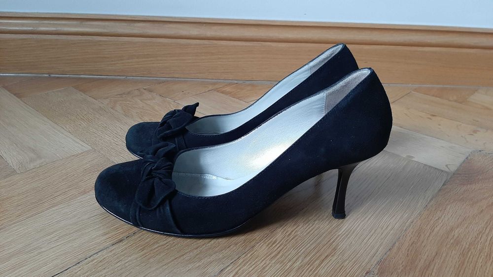 Buty na obcasie czółenka czarne rozmiar 39