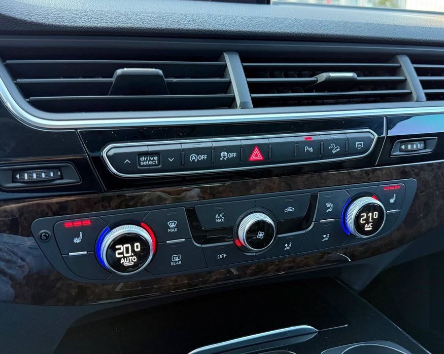 Audi Q7 Premium Plus