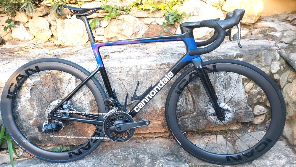 Cannondale SuperSix EVO Hi-MOD 4 | SRAM Red eTap AXS t54
