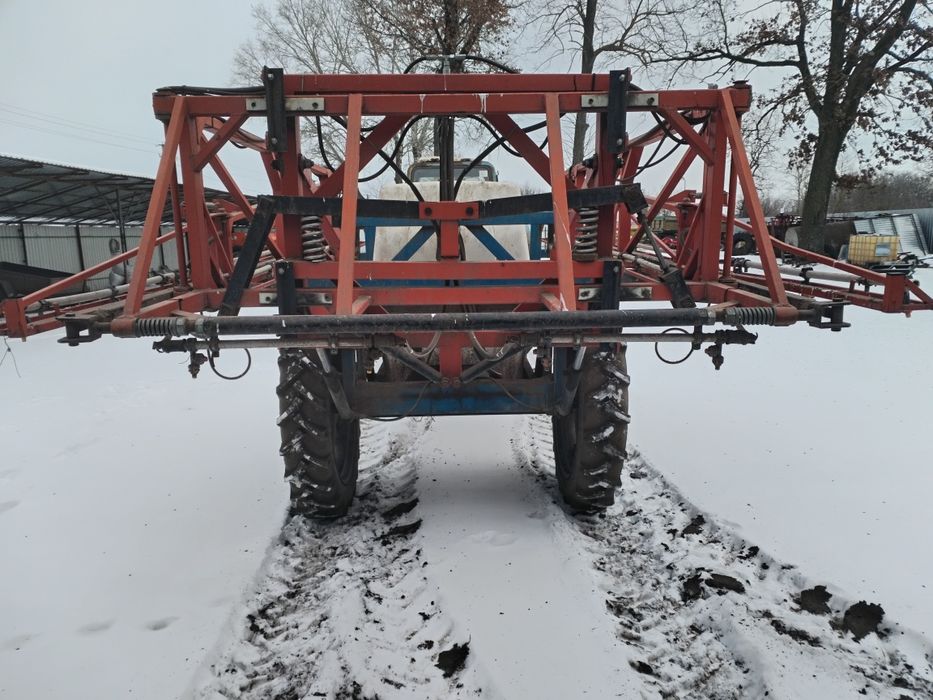 Продам Оприскувач ОП-2000