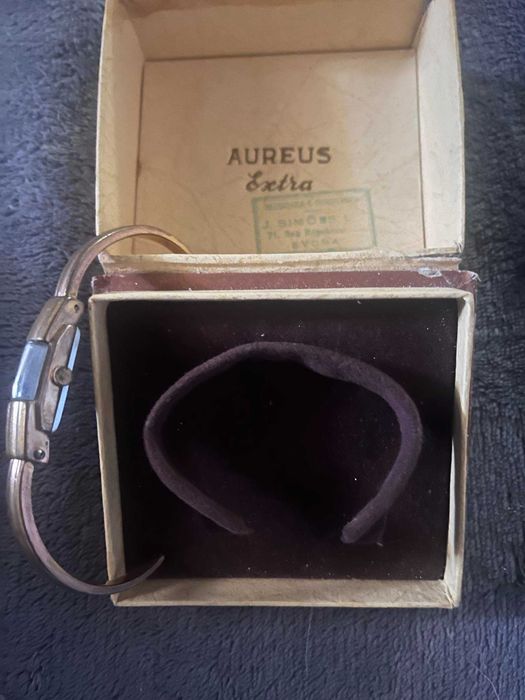 Relógio marca AUREUSEXTRA