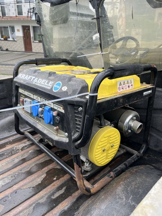 Generator spalinowy