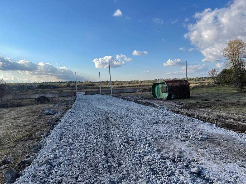 Продам участок в пгт Обуховка