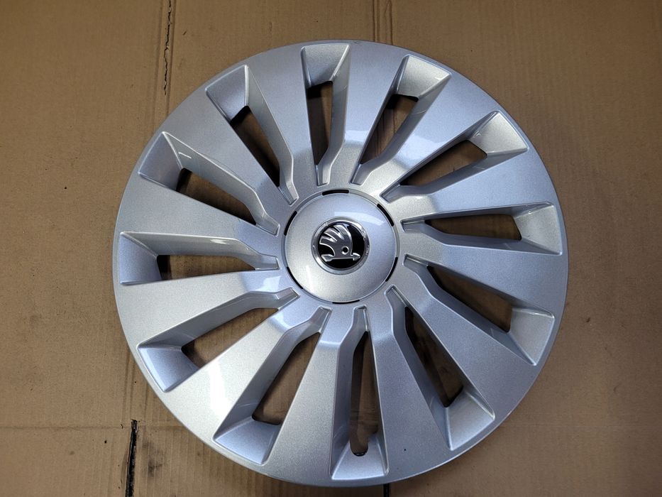 kołpak skoda oe octavia iii iv oryginalny 16 srebrny 5e0071456c