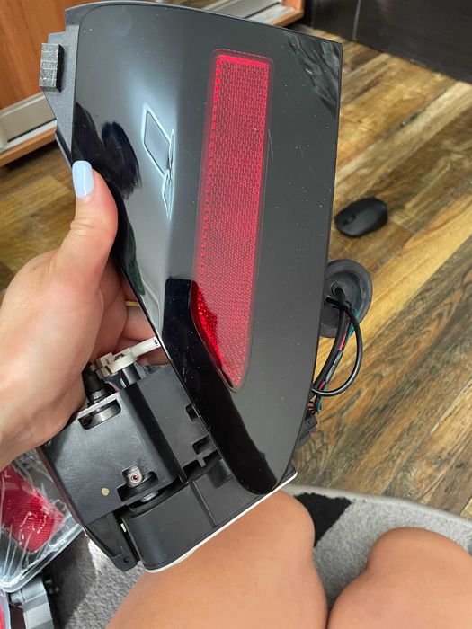 Лючок дверка порта зарядки Tesla Model 3 Y S X Plaid Америка Европа