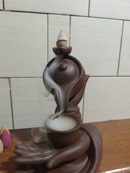 Керамічна підставка-водоспад для ароматичних конусів