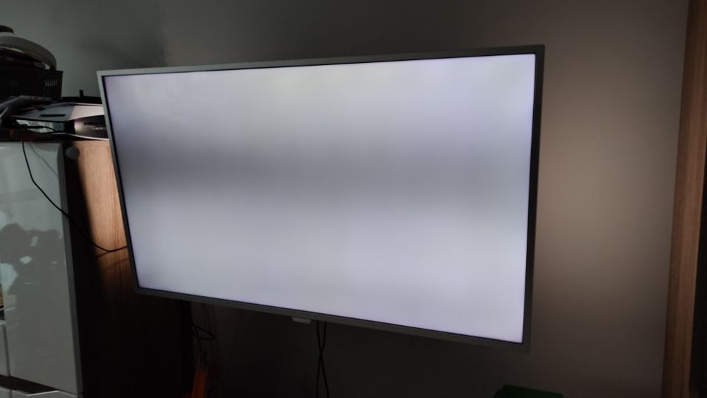 Części - Uszkodzony - Telewizor Philips 49PUS6412/12