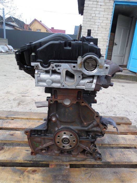 Мотор Рено Двигун Renault 2.5 Двигатель Master Trafic Movano Vivaro