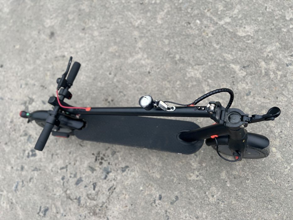 Електросамокат Crosser E9