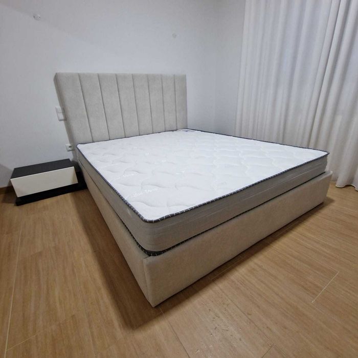Camas De Casal Estofadas ALTA GAMA - MODELO GOMOS - Top de Gama 190x140m Estrado Incluído!!