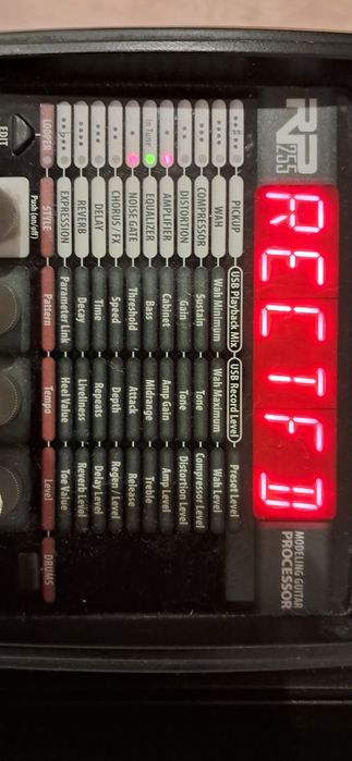 Digitech RP 255 multiefekt cyfrowy interfejs