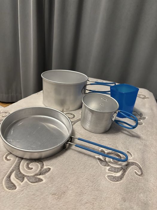 Nowy zestaw naczyń turystycznych Quechua