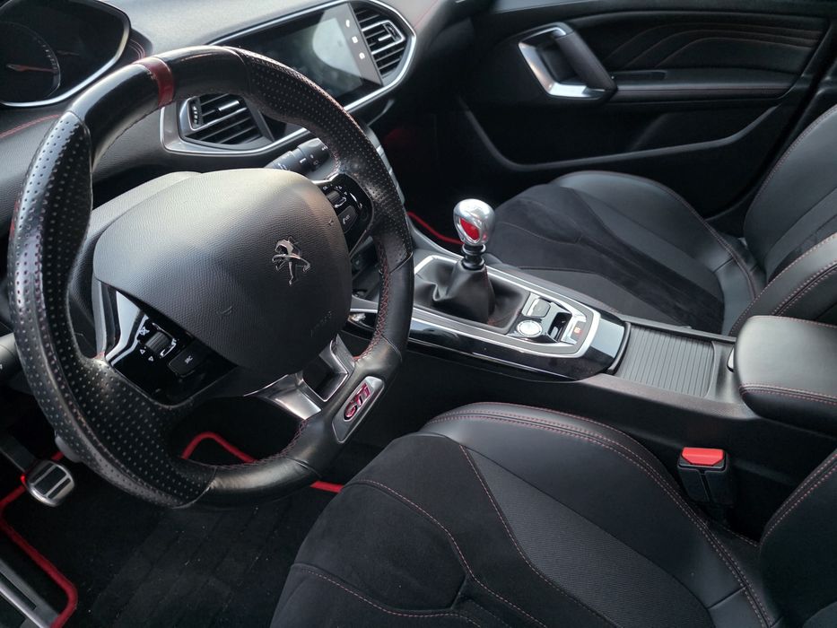 Peugeot 308 GTI by Peugeot Sport