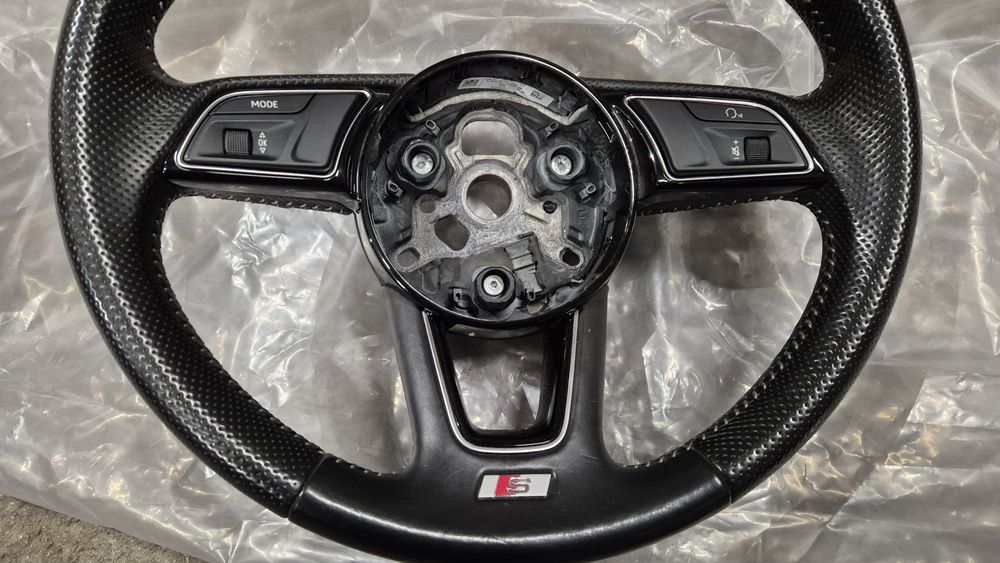 Kierownica Audi A4 B9 Sline łopatki multifunkcja bdb stan