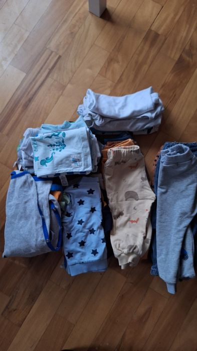 Ubrania chłopięce 80/86