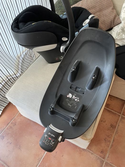 Ovinho Cybex Anton M e base M isofix