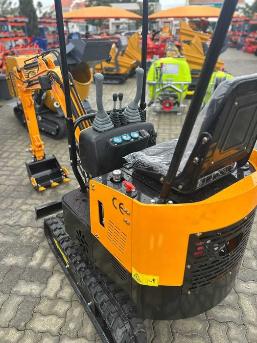 Mini Escavadora TRS Giratória HT12 – 5950€ | Entrega Gratuita