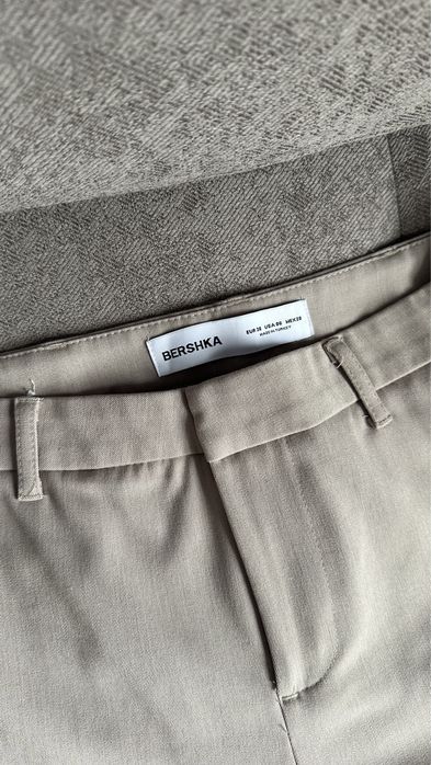 Брюки палаццо класичні Bershka