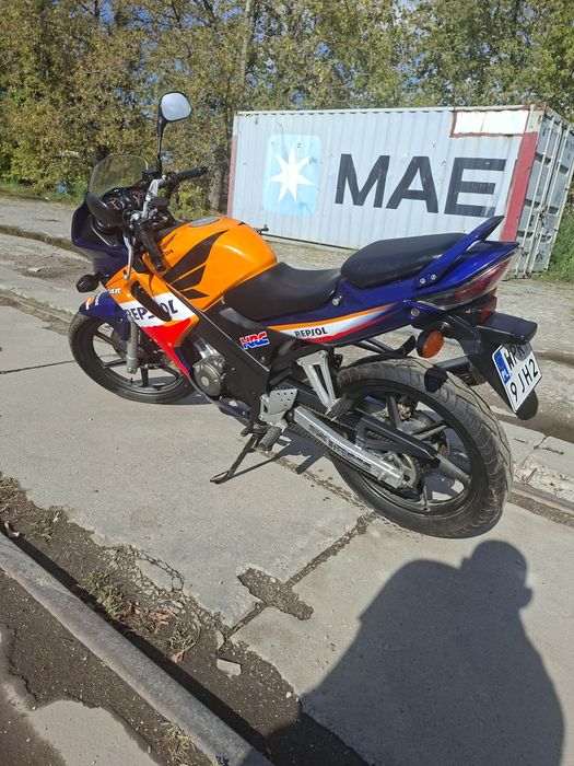 Sprzedam Honde CBR 125 REPSOL