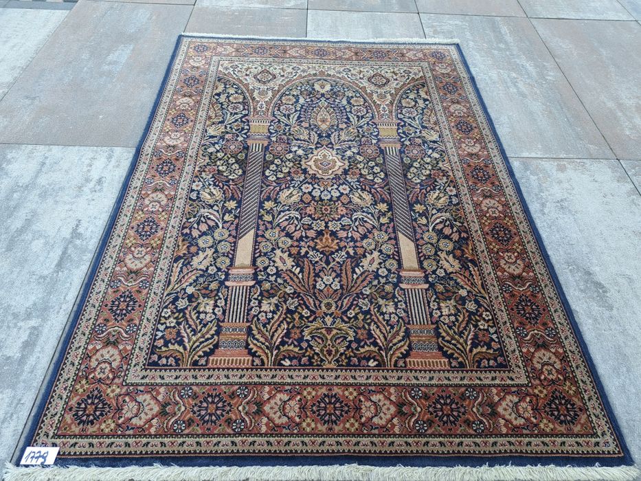 Elegancki wełniany  dywan w stylu perskim 115x166 cm – wełna, bogaty wzór, klasyczna kolorystyka