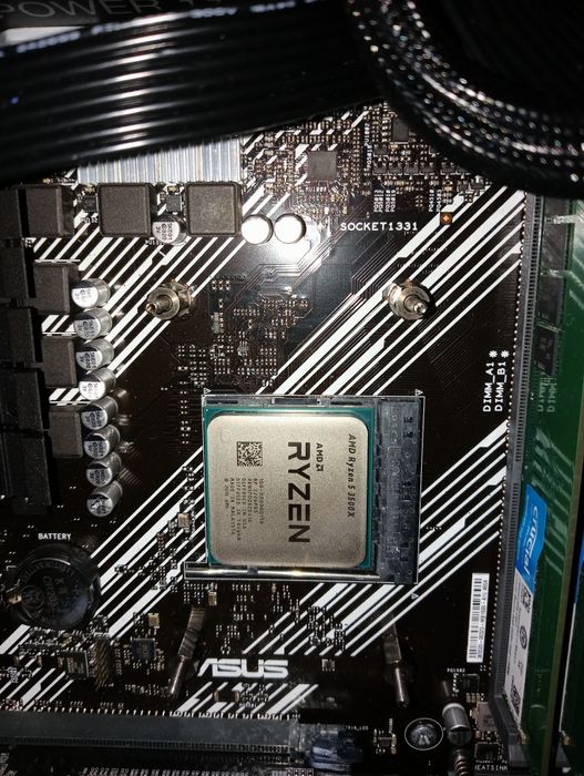 ryzen 5 3500 - купити комплектуючі для ПК - Ціна на OLX.ua