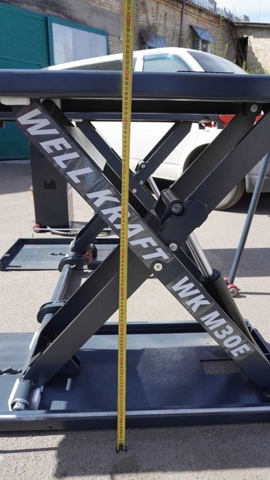 Підйомник мобільний ножичний