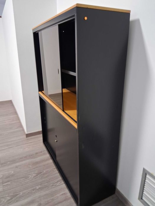 ID 49 - Vendo móvel grande C120,5xL40XA161 cm