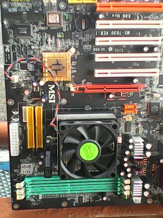 Материнка MSI с процессером AMD