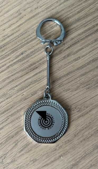 Brelok breloczek Zakład Kryminalistyki KGMO/Totalizator Sportowy PRL