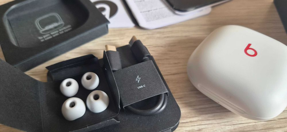 Słuchawki bezprzewodowe dokanałowe Apple Beats Fit Pro MK2G3EE/A białe